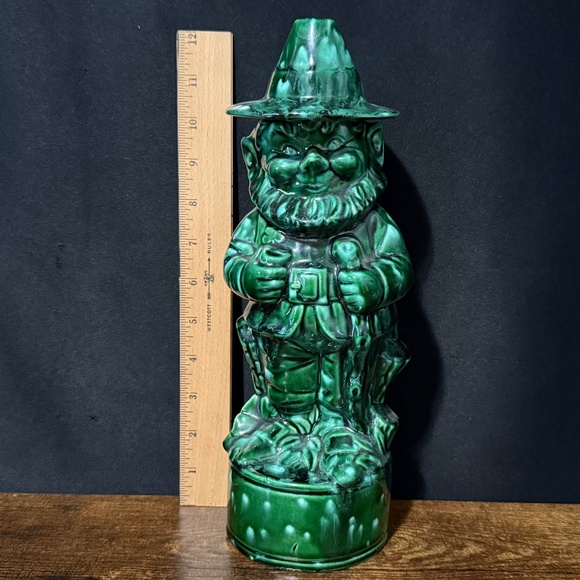 Leprechaun Decanter - Picture 2 of 16